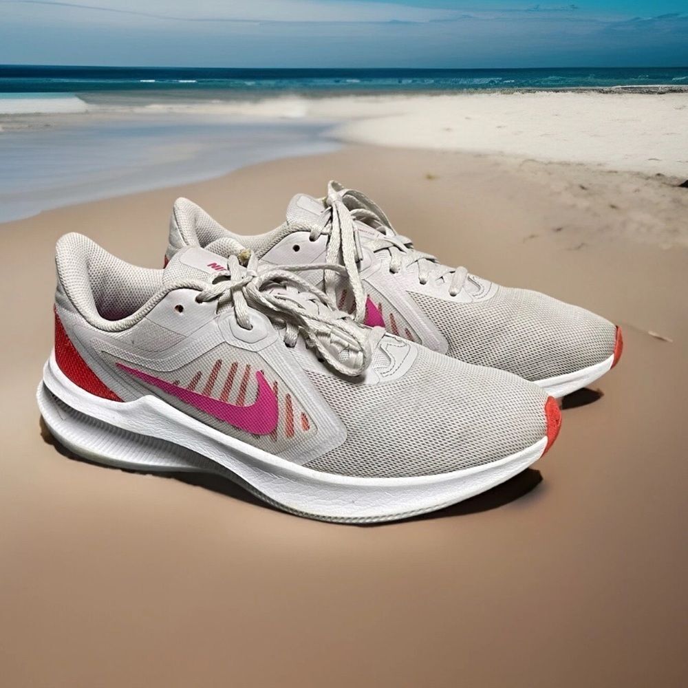 Nike Downshifter 10 Light Grey/Pink Women's Running Shoes Size 9M